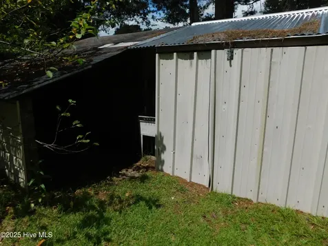 1010 W Scotsdale Road Laurinburg NC 28352