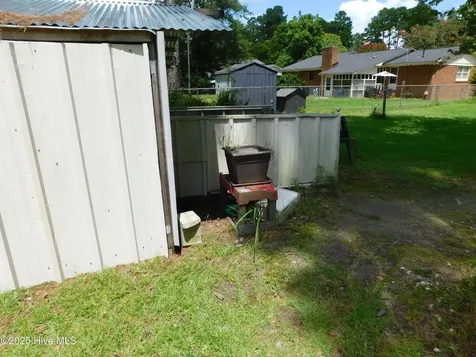 1010 W Scotsdale Road Laurinburg NC 28352