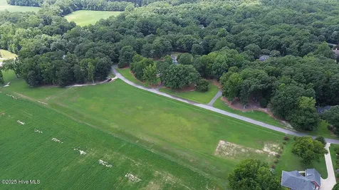 408 Barrington Drive Tarboro NC 27886