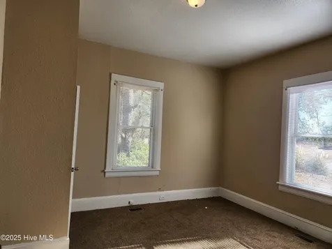 22485 Nc-125 Williamston NC 27892