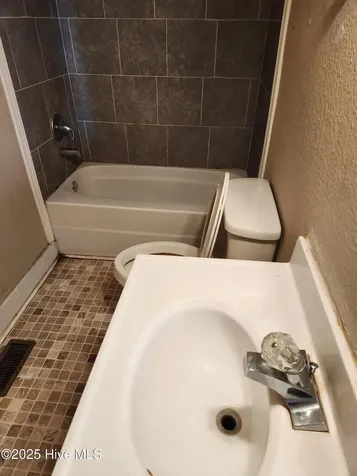 22485 Nc-125 Williamston NC 27892