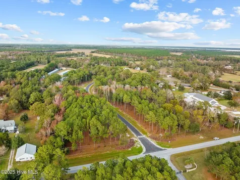 113 Indian Trail Beaufort NC 28516