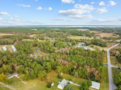 113 Indian Trail Beaufort NC 28516