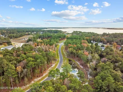 103 Indian Trail Beaufort NC 28516
