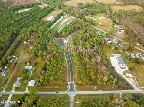 103 Indian Trail Beaufort NC 28516