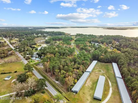 103 Indian Trail Beaufort NC 28516