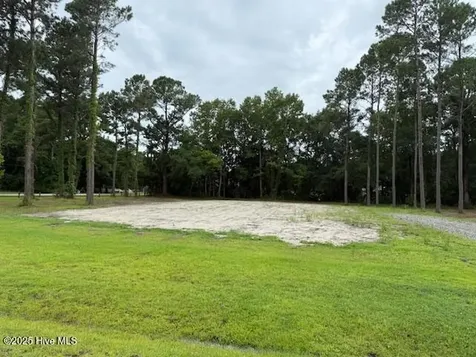 103 Indian Trail Beaufort NC 28516