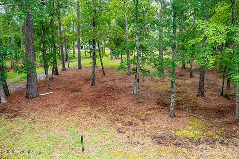398 Smith Creek Road Oriental NC 28571