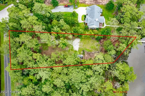 398 Smith Creek Road Oriental NC 28571