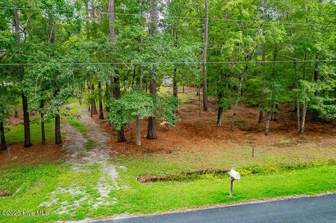 398 Smith Creek Road Oriental NC 28571
