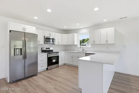 104 Dana Court Havelock NC 28532