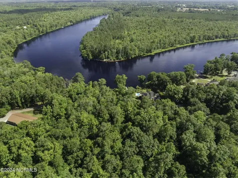 000 Nc-133 Rocky Point NC 28457