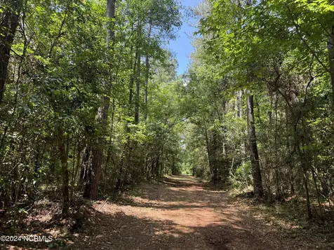 000 Nc-133 Rocky Point NC 28457