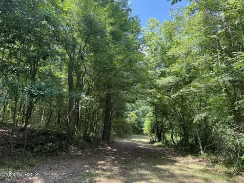 000 Nc-133 Rocky Point NC 28457
