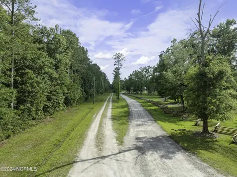 000 Nc-133 Rocky Point NC 28457