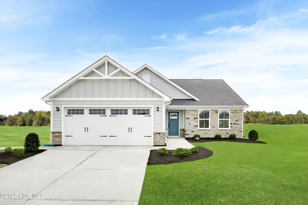 4073 Farmfield Drive Navassa NC 28451