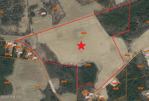 2100 Golf Course Road Whiteville NC 28472