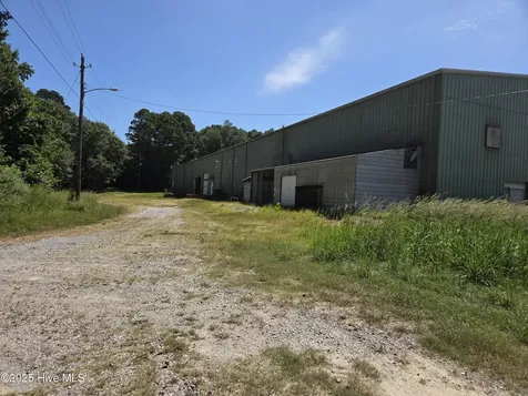 407 Glasgow Street Aberdeen NC 28315