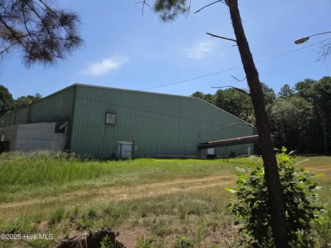 407 Glasgow Street Aberdeen NC 28315