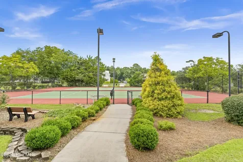 29 W Scarborough Court Hampstead NC 28443