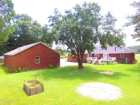 2511 Bells Fork Road Greenville NC 27858