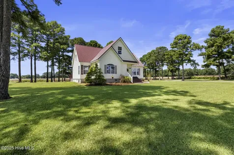 1560 Fountaintown Road Beulaville NC 28518