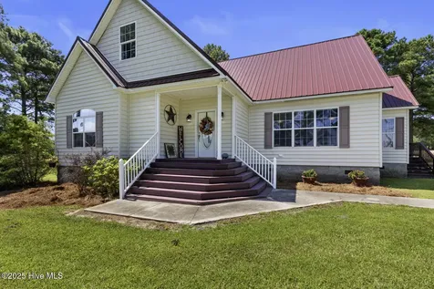 1560 Fountaintown Road Beulaville NC 28518