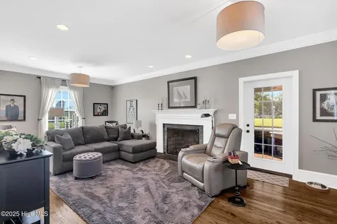 406 Carmen Avenue Jacksonville NC 28540