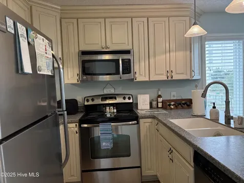 8801 Reed Drive Emerald Isle NC 28594