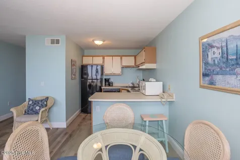 1615 Lake Park Boulevard S Carolina Beach NC 28428