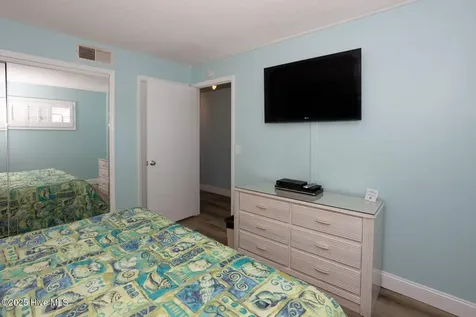 1615 Lake Park Boulevard S Carolina Beach NC 28428
