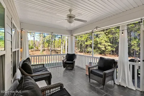 717 Breezewood Drive SE Bolivia NC 28422