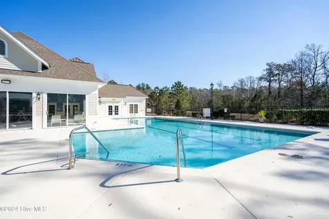 717 Breezewood Drive SE Bolivia NC 28422