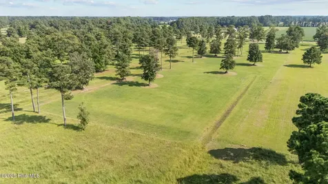 3339 Fox Pen Road Greenville NC 27858