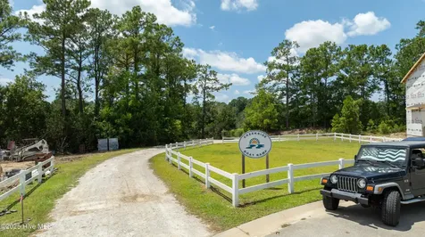 713 Jasmine Lane Jacksonville NC 28546