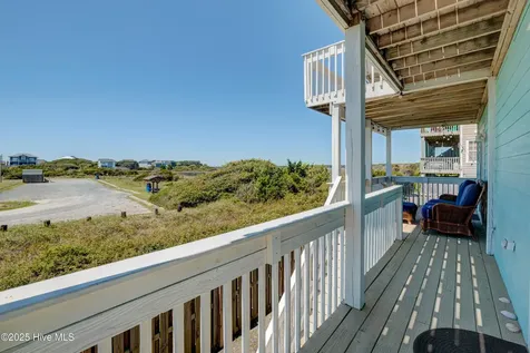 111 Summer Place Drive North Topsail Beach NC 28460