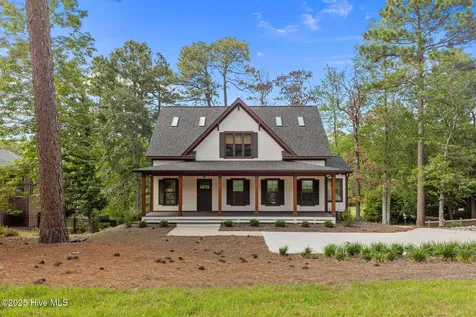 135 Lake Forest Drive SW Pinehurst NC 28374