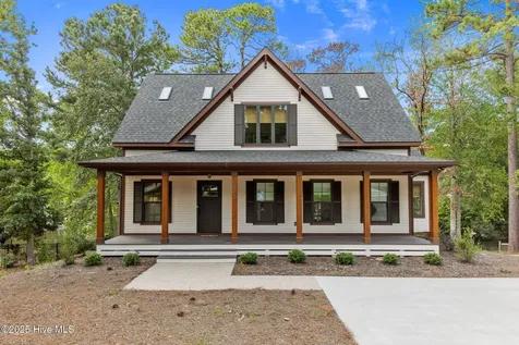 135 Lake Forest Drive SW Pinehurst NC 28374