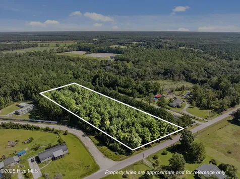 1784 Woodard Road NW Supply NC 28462