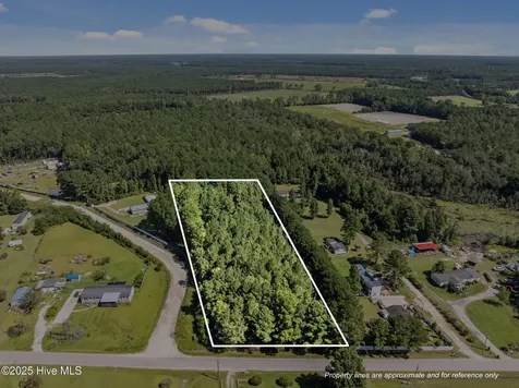 1784 Woodard Road NW Supply NC 28462
