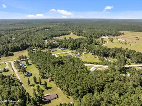 1784 Woodard Road NW Supply NC 28462