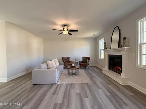 228 Watercress Lane Raeford NC 28376