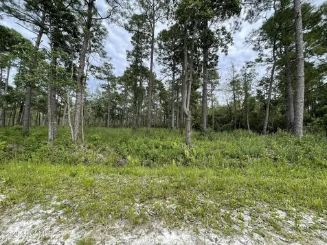 811 Brittany Road Southport NC 28461