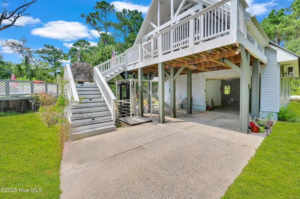 640 Old Pamlico Beach Road Belhaven NC 27810