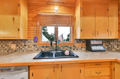 640 Old Pamlico Beach Road Belhaven NC 27810