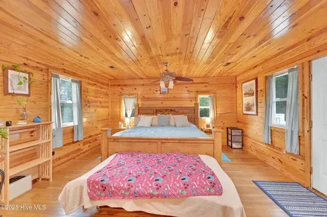 640 Old Pamlico Beach Road Belhaven NC 27810