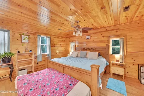 640 Old Pamlico Beach Road Belhaven NC 27810