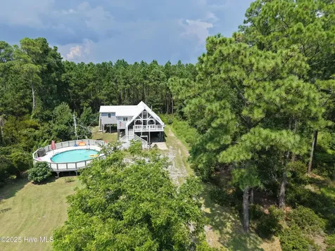 640 Old Pamlico Beach Road Belhaven NC 27810