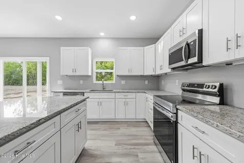 2612 Fountaintown Road Chinquapin NC 28521
