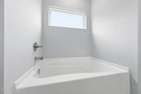 2612 Fountaintown Road Chinquapin NC 28521